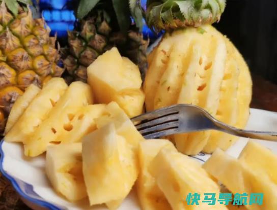 菠萝吃了会上火吗？菠萝吃一半能用保鲜膜放冰箱吗